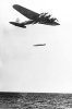 220px-Bundesarchiv_Bild_183-L20414,_Torpedoangriff_mit_Heinkel_He_111.jpg